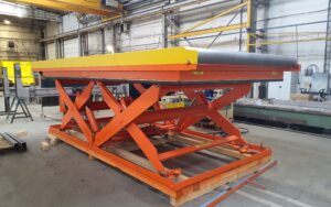 Scissor Lift with Belt Conveyor Top